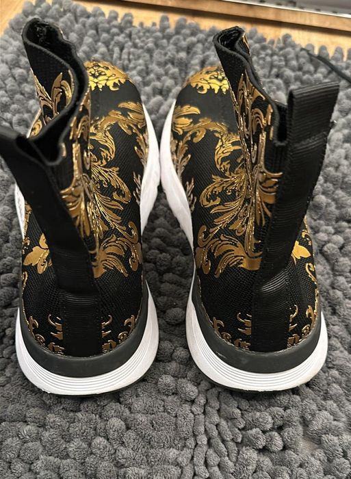 Разпродажба на дамски оригинални обувки