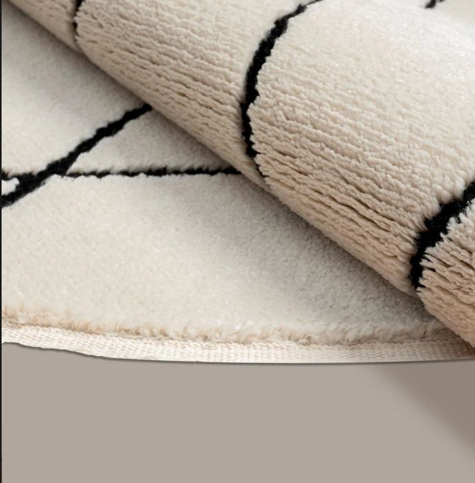 Covor rotund, moale si pufos, 140 cm diametru