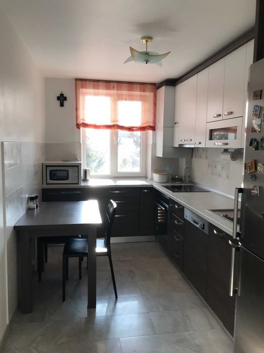 Apartament de închiriat, 3 cam. cu boxă, Nordic - 400 €