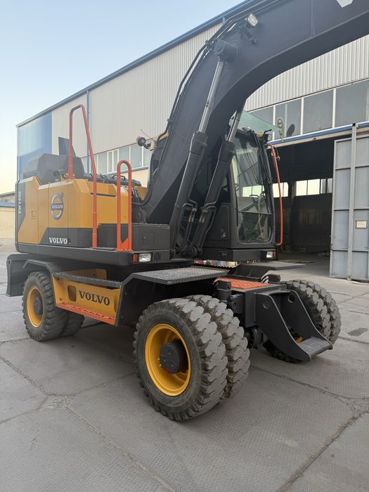 Продается VOLVO EW140E 2016год