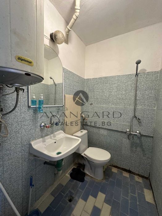 Продава се Двустаен апартамент в Пловдив, Кършияка - 44 кв.м за 1625 €/кв.м - Снимка #6