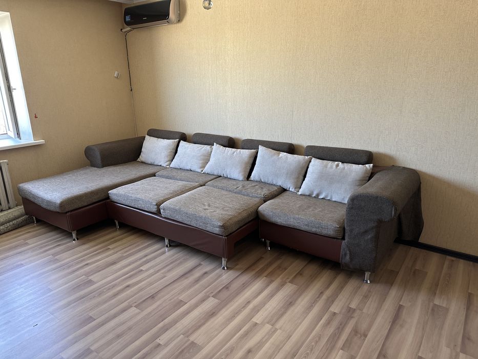 Диван для гостиной