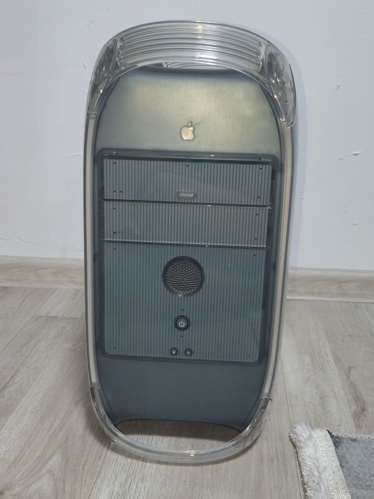 Работещ Комп.+Подарък Apple Power Mac G4 / Монитор LG