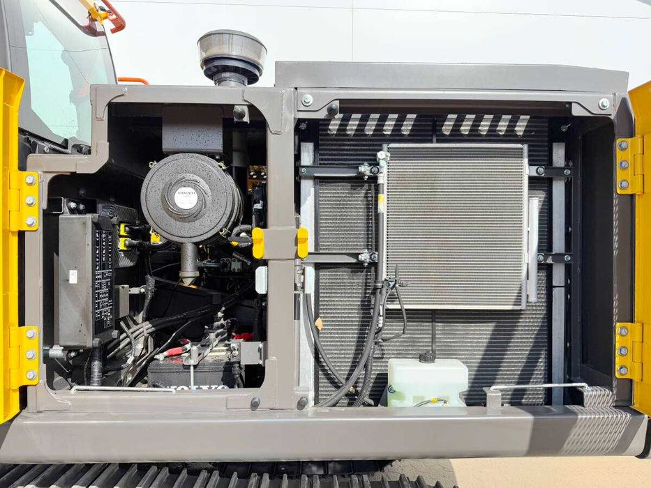 Excavator Volvo EC210  -21.6 T , 137 Hp -Nou (2025) +Video , + Leasing