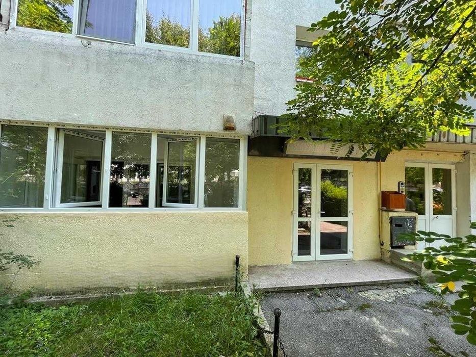 Spațiu comercial 120 mp