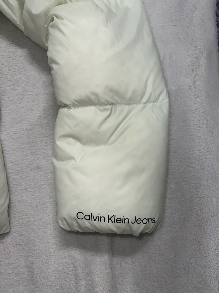Зимно яке Calvin Klein оригинално
