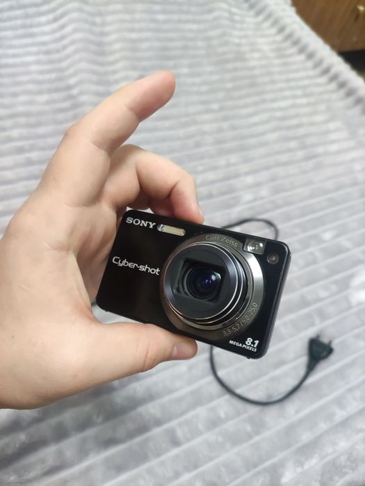 Фотоаппарат Sony Cyber-shot