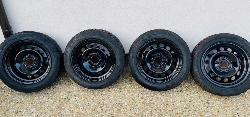 Anvelope iarna cu jante tabla