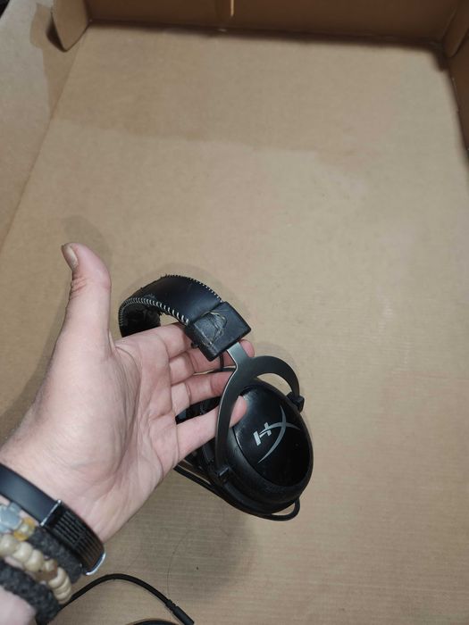 Casti Gaming Hyper X Cloud 2 + placa de sunet aferenta