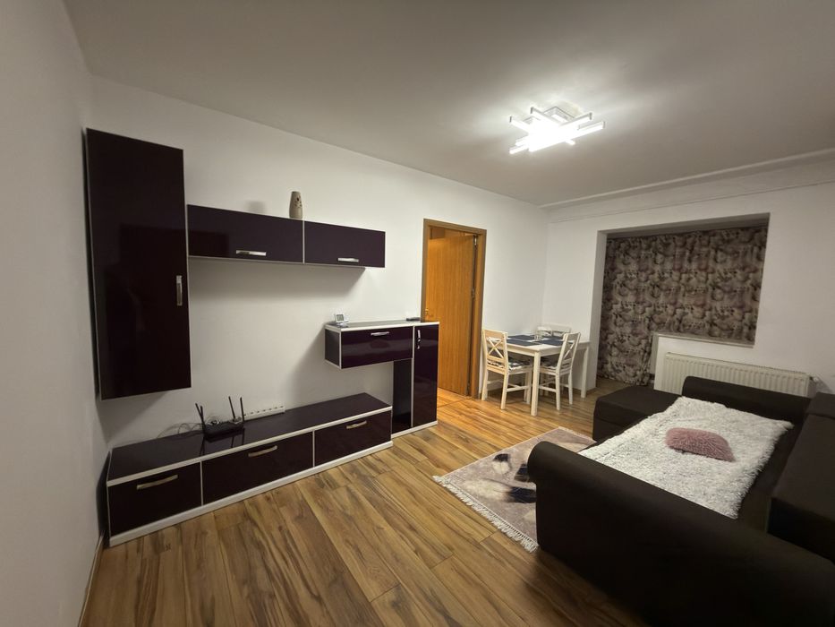 Inchiriez apartament 2 camere