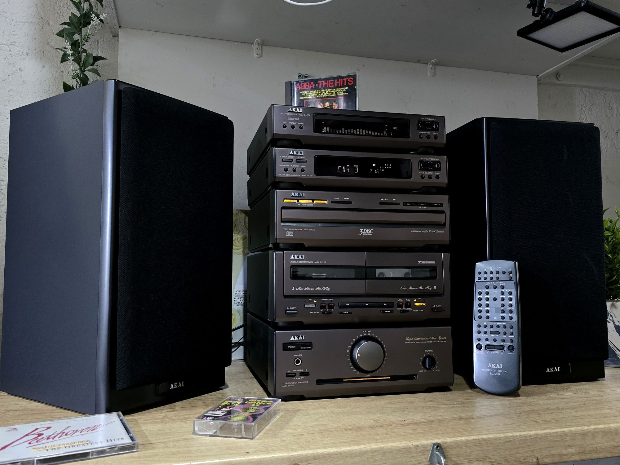 Linie audio AKAI pa-970, amplificator, procesor, pre, boxe, deck tuner