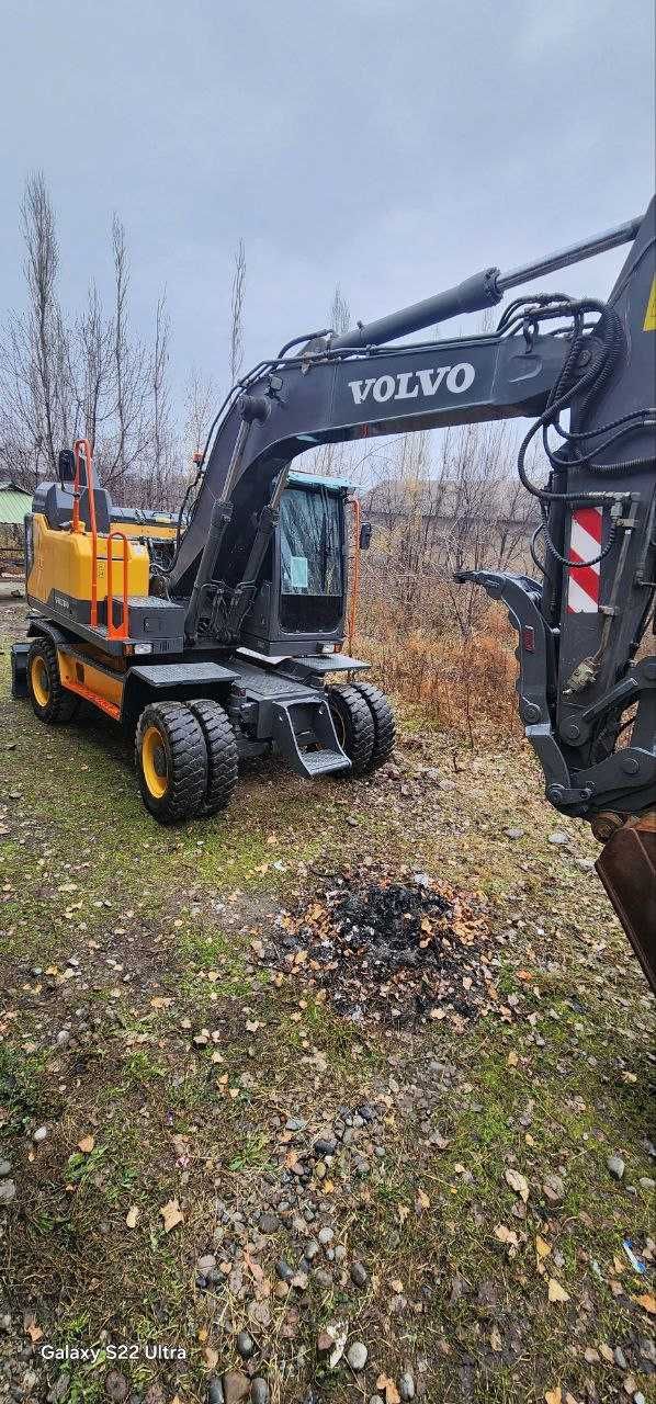 Экскаватор VOLVO EW140E