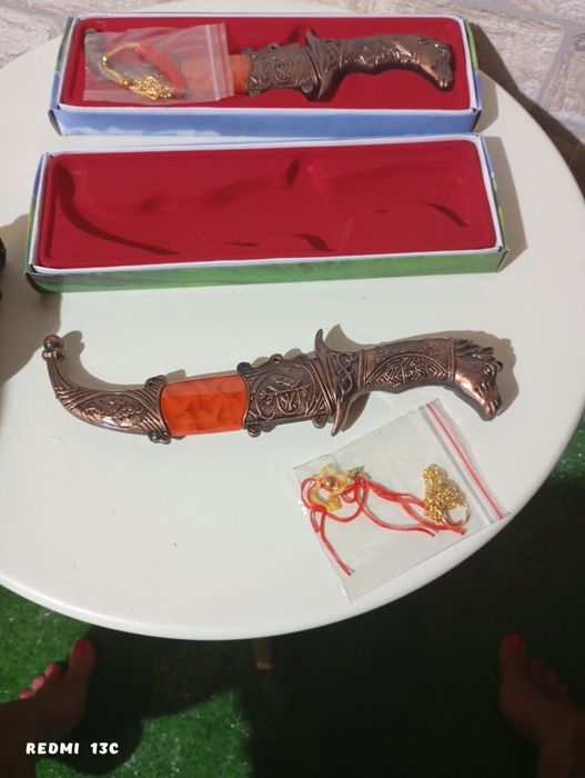 Сувенирни  ножове