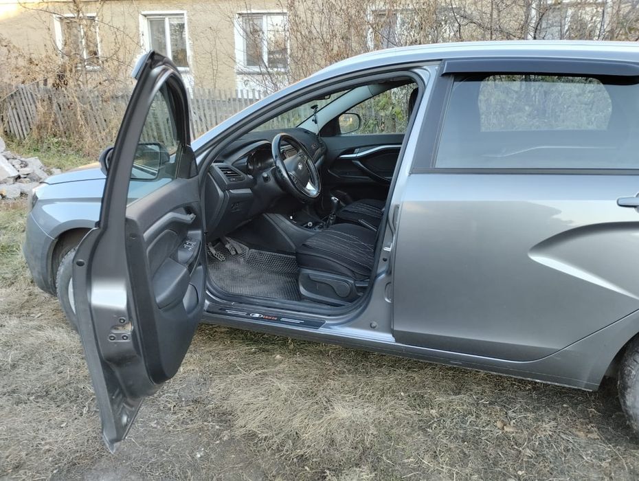 Лада Веста в отличном состоянии