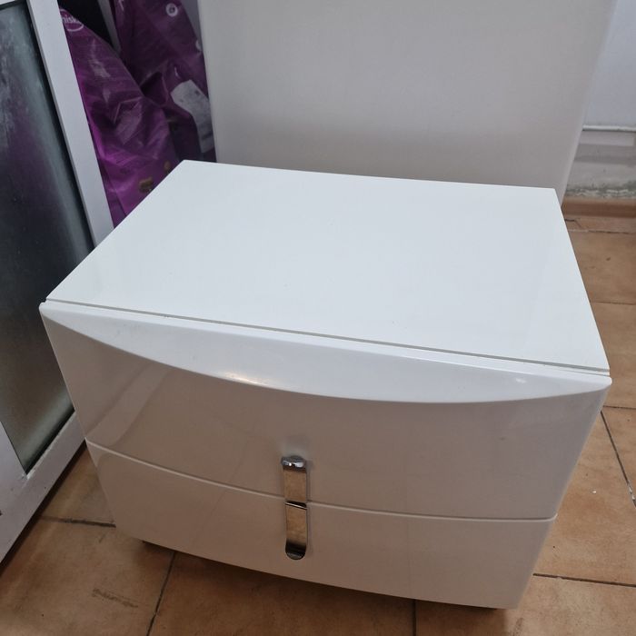 Noptiera alba din Mdf