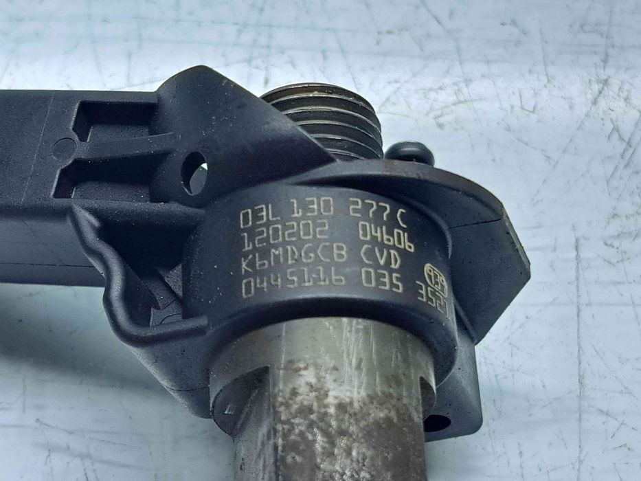 Injector Volkswagen Transporter 5 Facelift [Fabr 2004-2013] 03L130277C