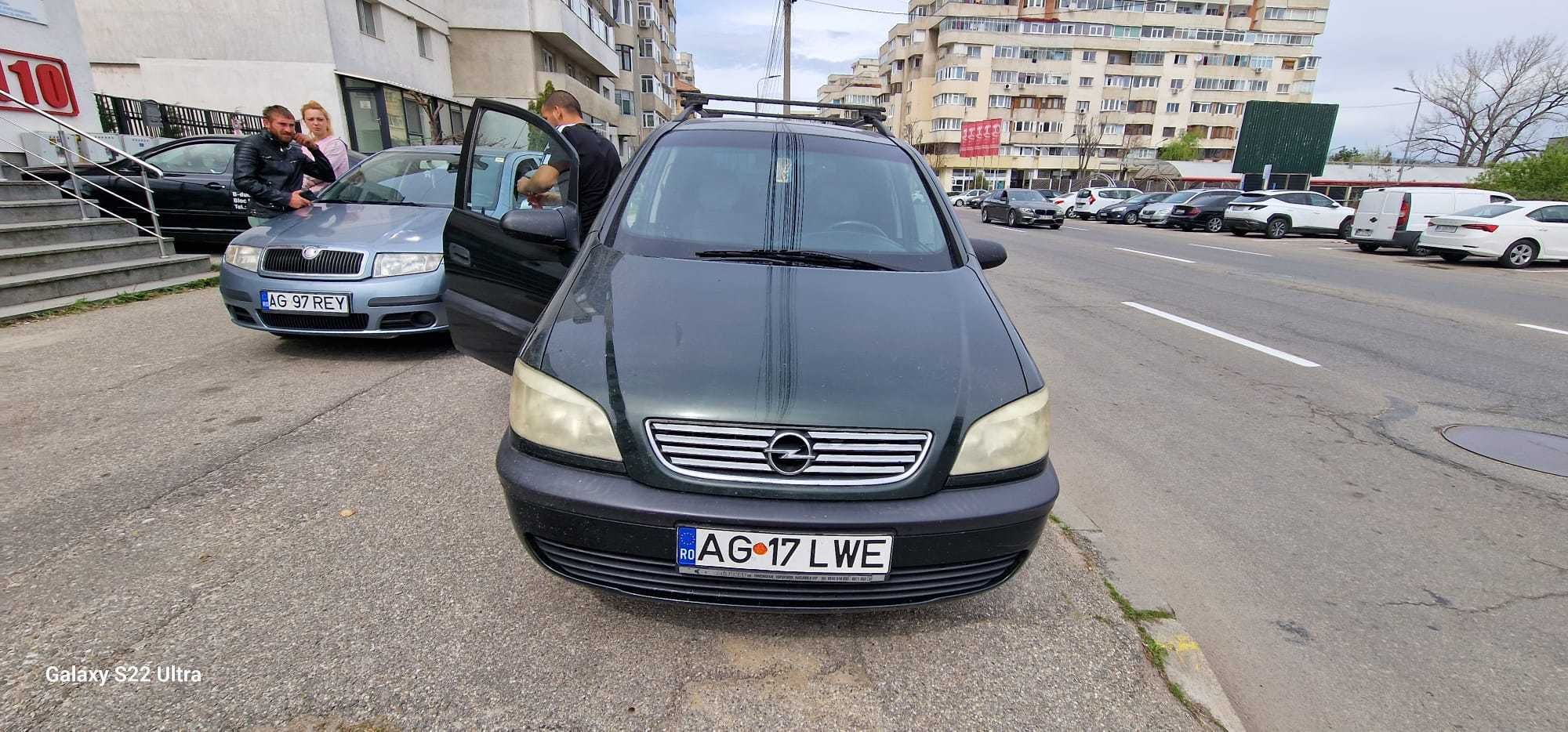 Opel Zafira A  7 locuri