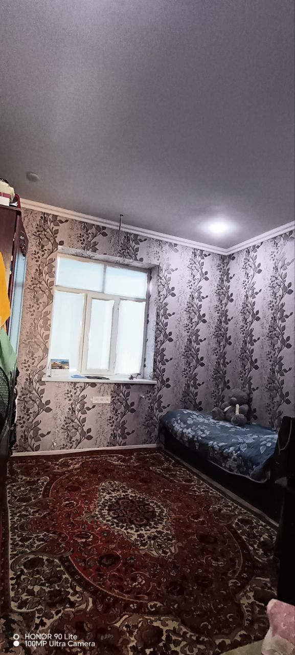 Qirariq arkadan 6 km kirganda 10 sotix 5 xonaly uy sotiladi