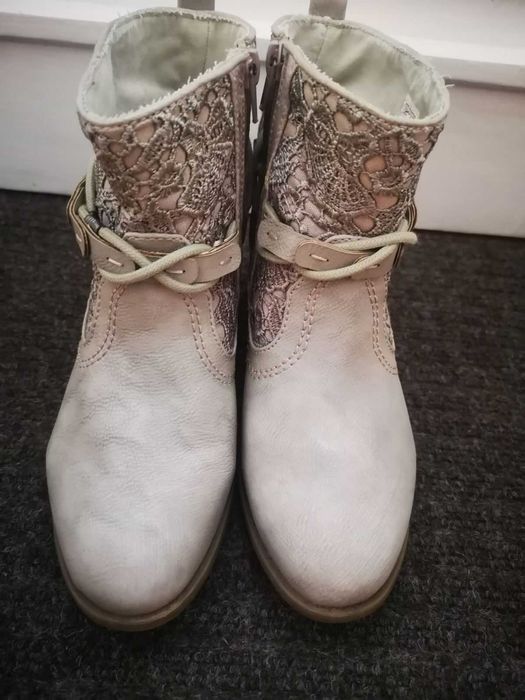 Зимни боти с дантела 36-ти номер