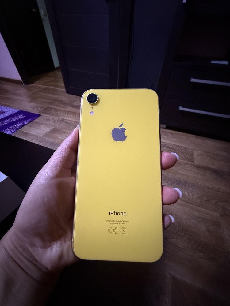 Iphone XR в зорошем состоянии