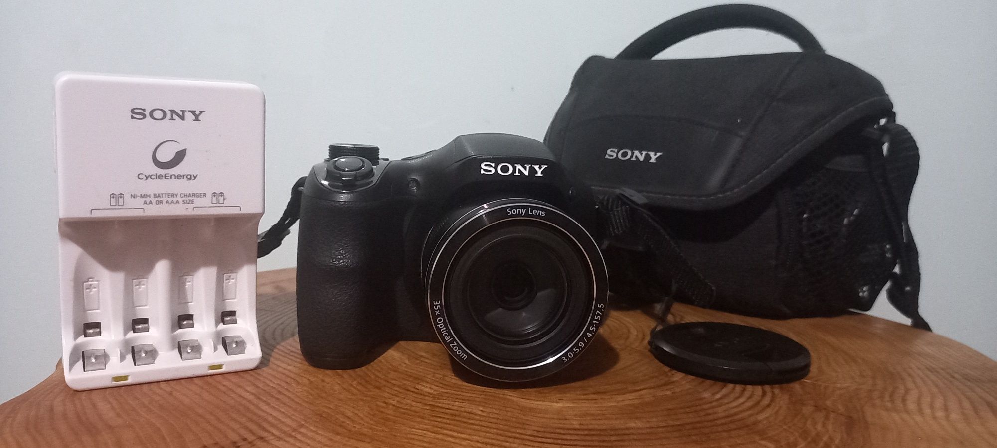 Camera Sony Dsc - H300