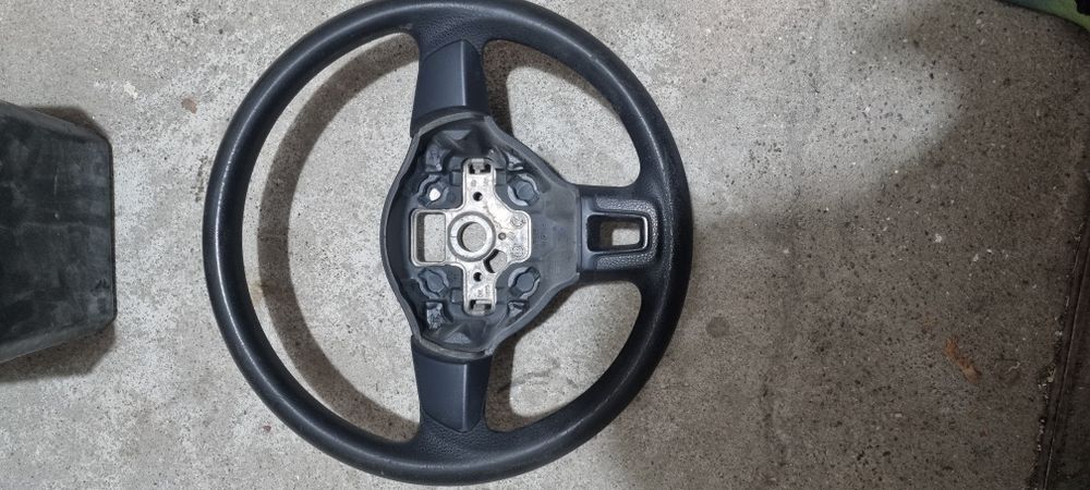 Волан за VW caddy golf passat 2011-2016 година