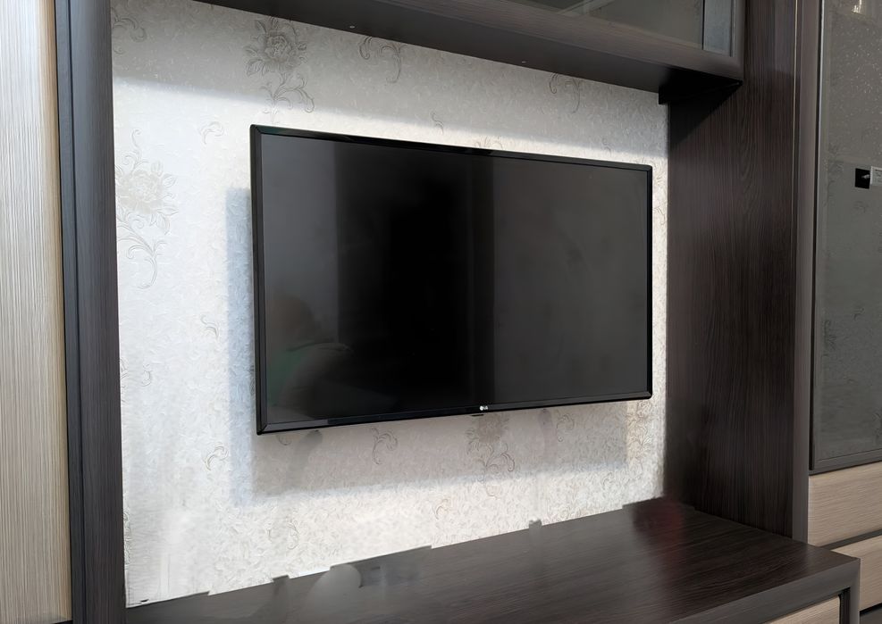 Телевизор LG WebOS Smart TV