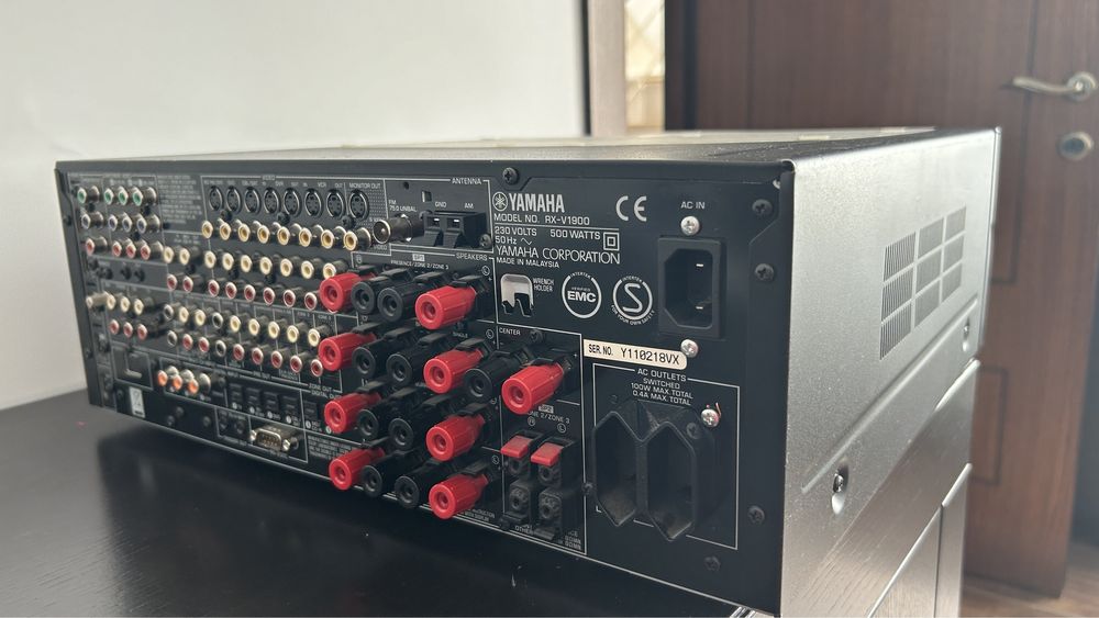Black Friday! Receiver Yamaha RX-V1900 7.1, Multizone - impecabil
