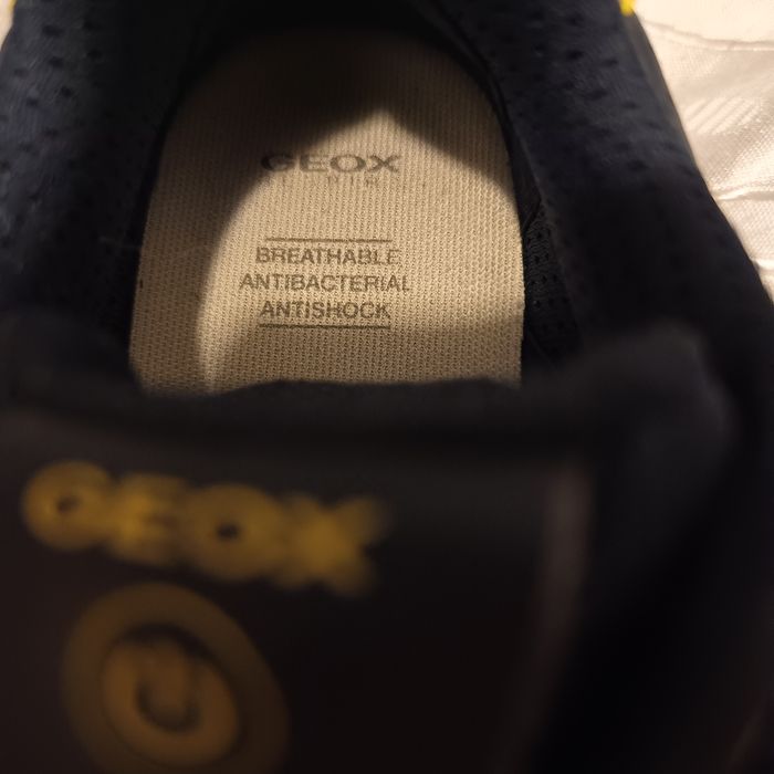 Adidași Geox pentru copi cu leduri 33