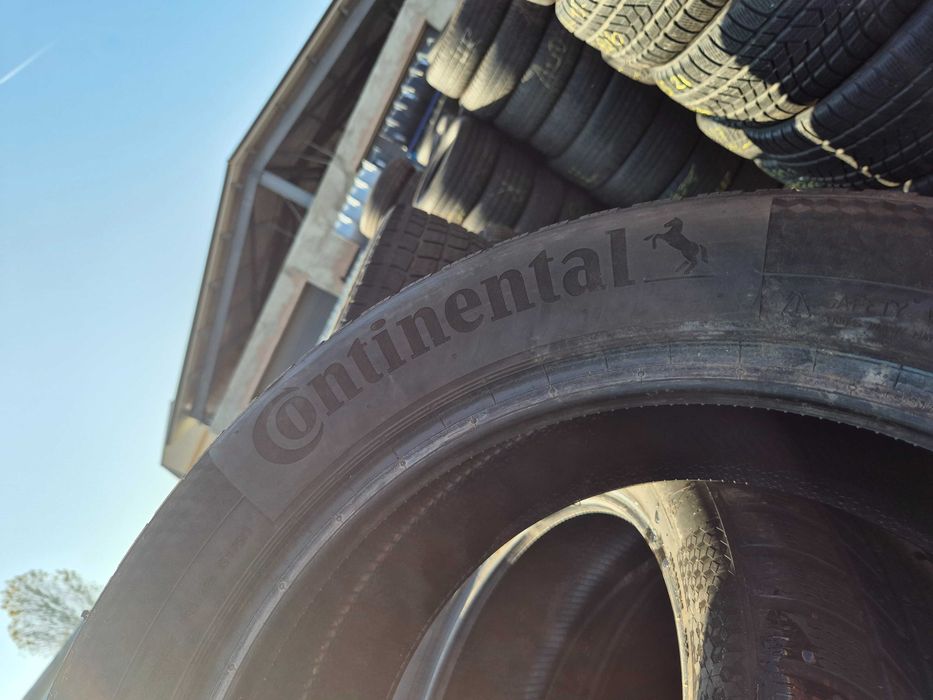 2 Anvelope de IARNA - 225/55/17 - Continental APP NOI - DOT 2023