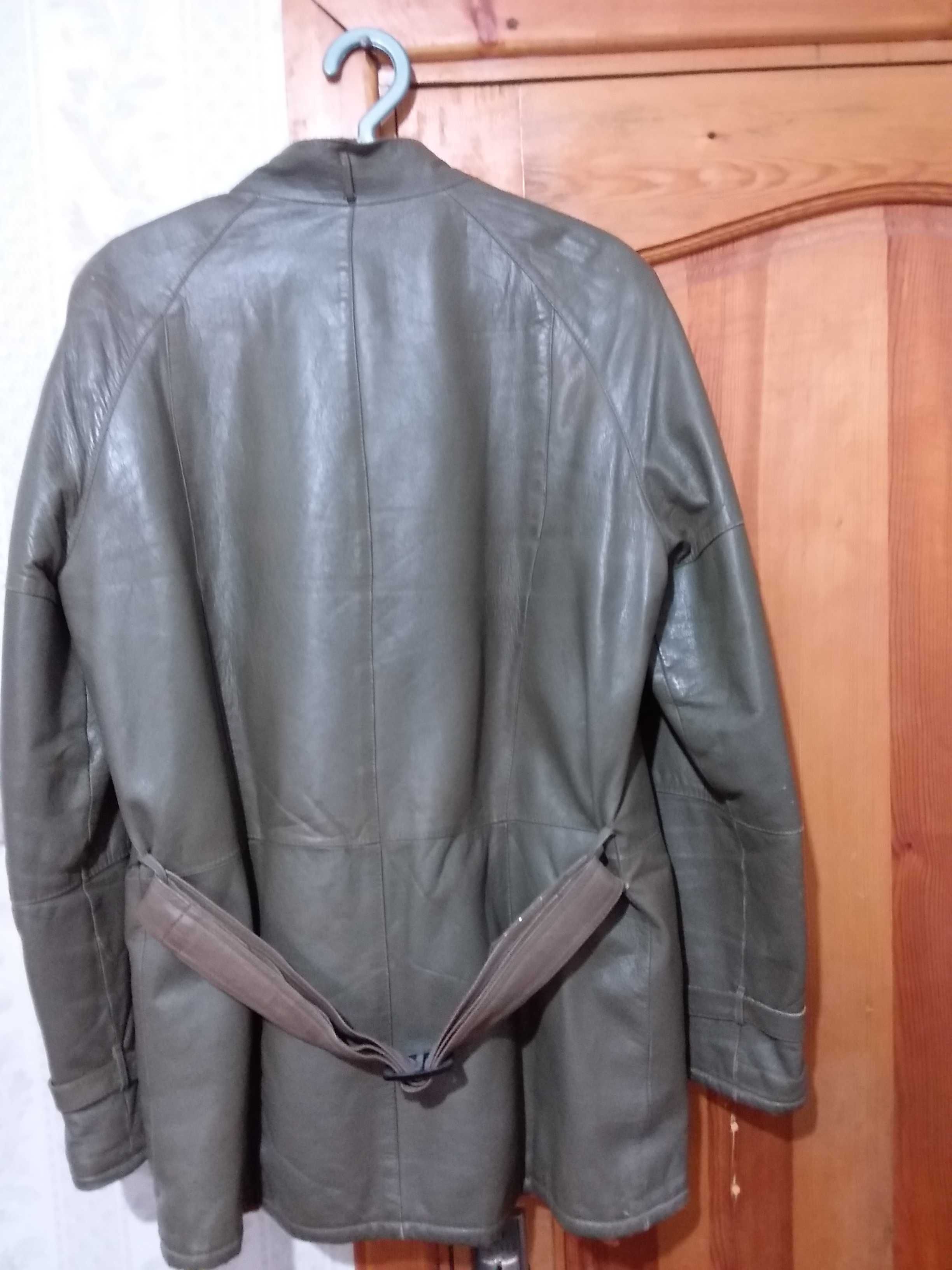 Мужская кожаная куртка с Европы. Размер 48-50