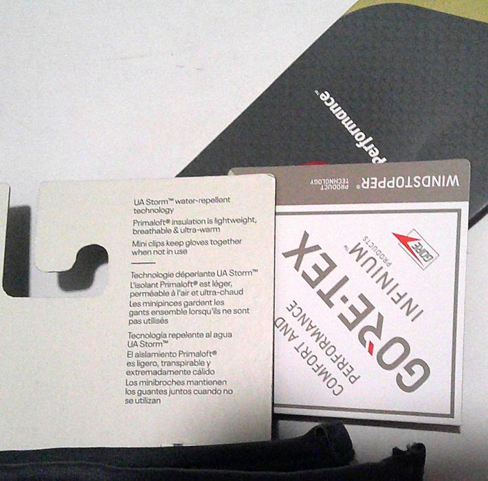 Under Armour Storm Windstopper Gore Tex мъжки ръкавици 2 модела от Сащ