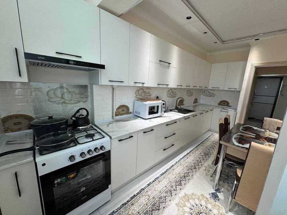 3/3/9 xonali kvartira Mirabad  Kosmonavtlar metrosi, ЦУМ 308*