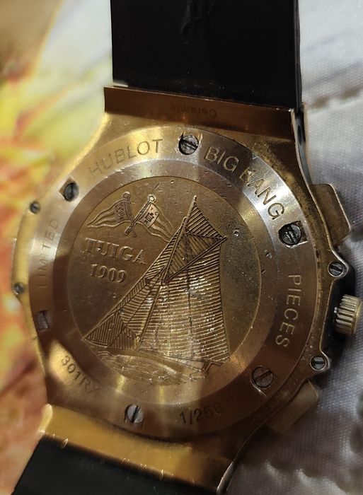 Соат сотилади HUBLOT срочна
