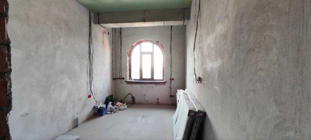 Продается квартира в Центре 4-х Комнатная ДУПЛЕКС -146кв.м.