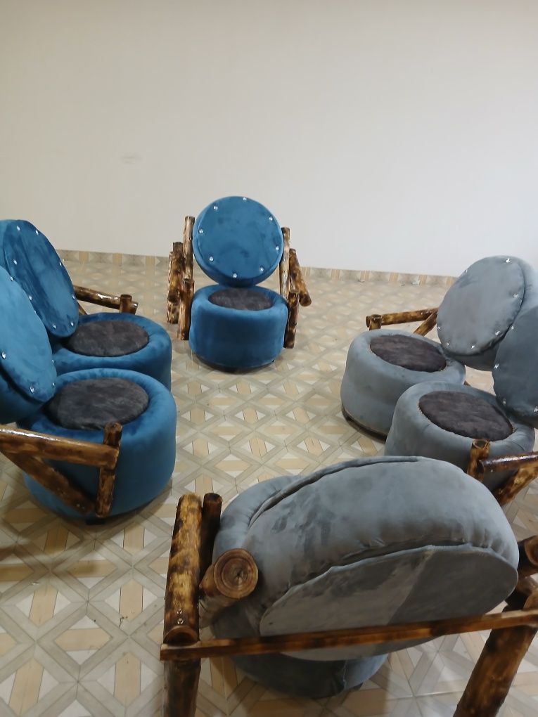6 kishilik yumshoq dachnik sotiladi