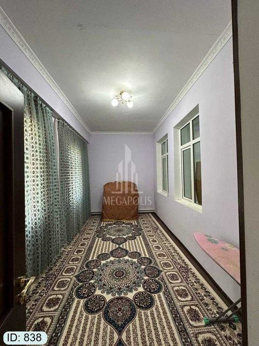 Moshin bozor tarafda hovli sotiladi №838