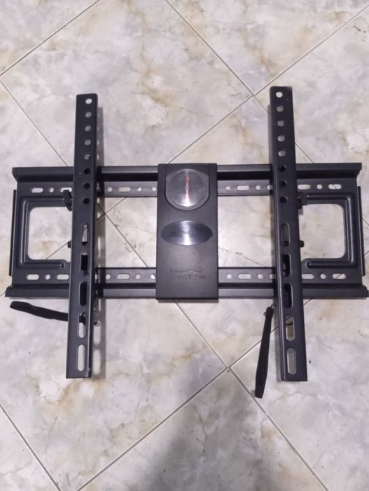 Кронштейн на телевизор