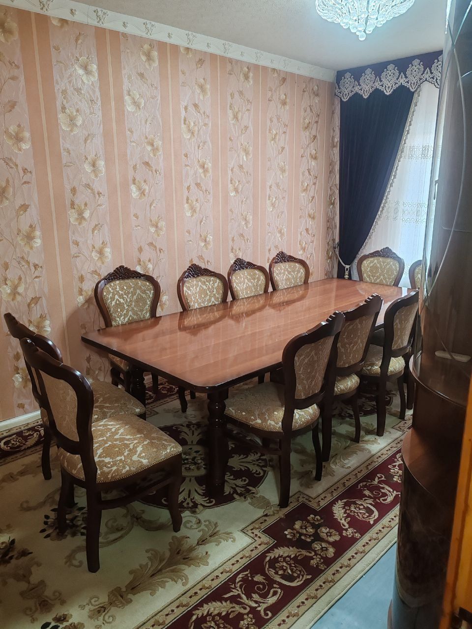 Срочно сдаётся квартира Сергели 8а 4/4/9 цена 500$ без торг