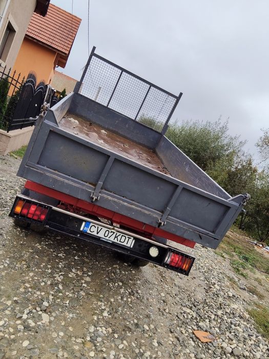 Vând Iveco daily basculabil pe 3 parti