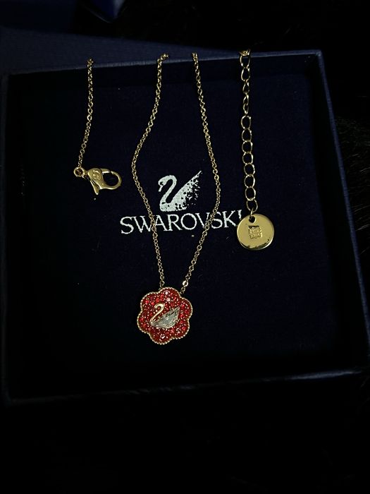 Колие  Swarovski.