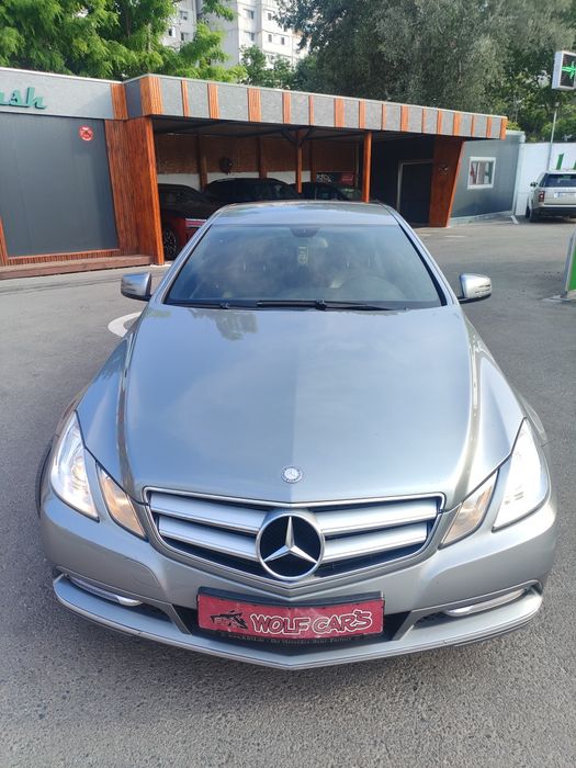 Mercedes E220-coupe, an 2013, cutie Automata,an 2013