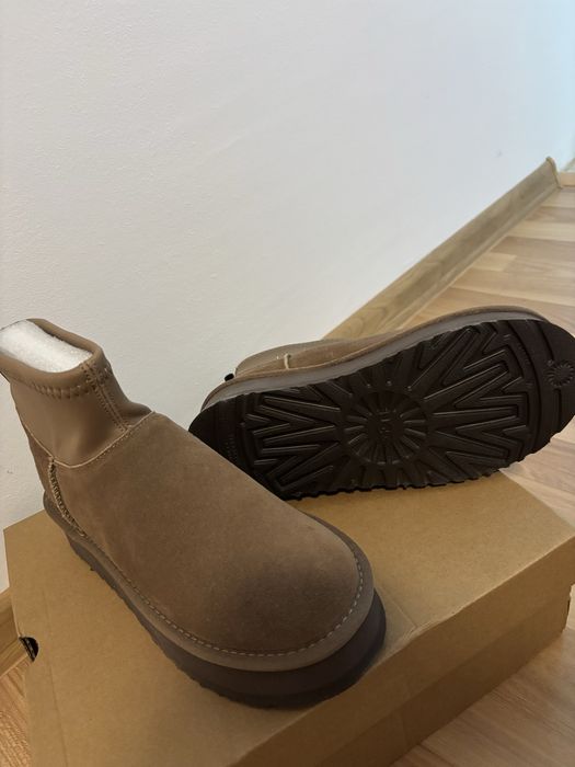 Ugg dipper marimea 36