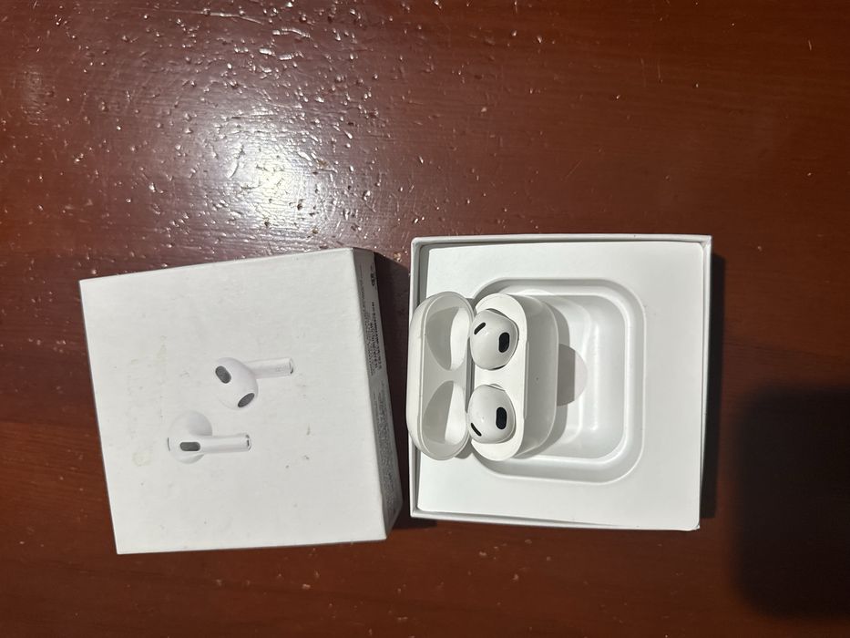 Airpods 3 серия като нови