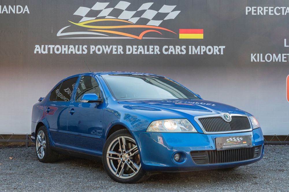 Octavia RS- credit auto - rate - scaune incalzite - senzori parcare