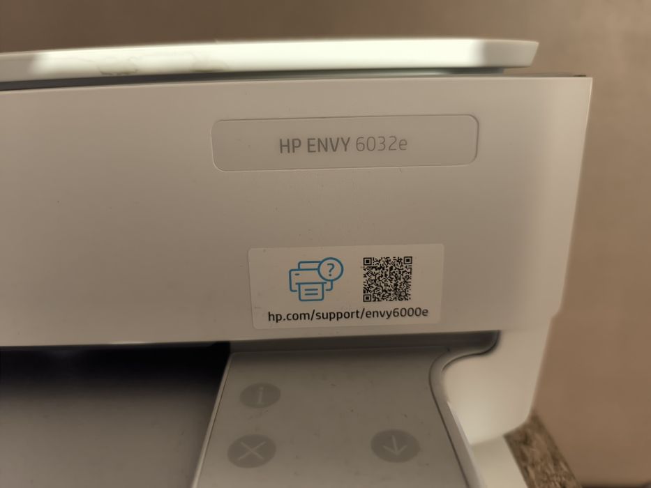 Vand imprimanta Hp 6032 ,putin folosita.