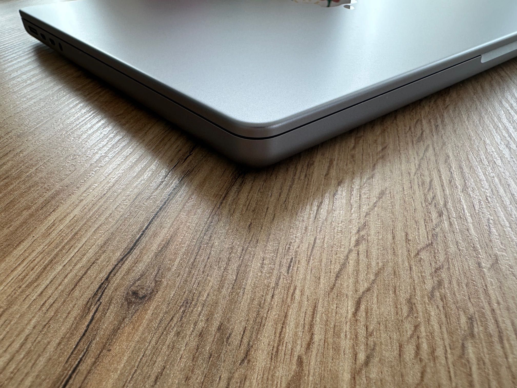 MacBook Pro 14" M1 PRO 8-CPU, 14-GPU, 32RAM, 512SSD