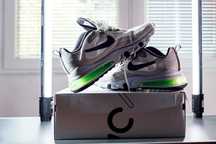 Nike Air Max 270 React Summit White/ Electric Green-Vast Grey