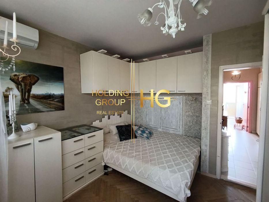 Продава се Тристаен апартамент в Варна, Чайка - 94 кв.м за 2341 €/кв.м - Снимка #12