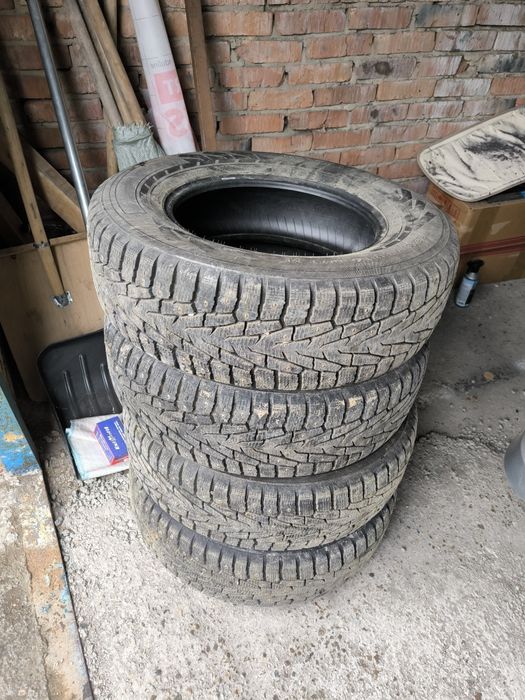 Продам зимнюю резину